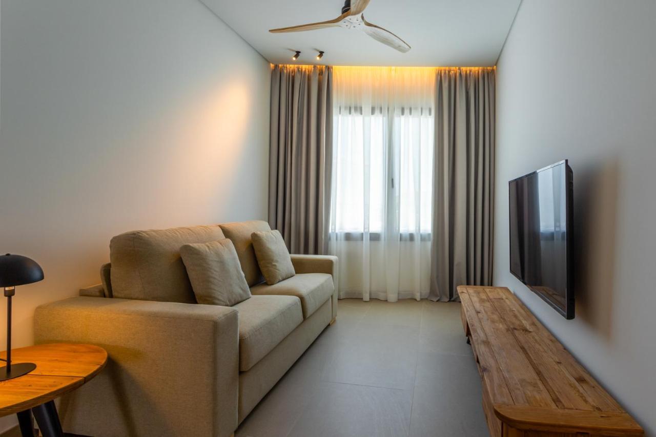 كونيل ذي لا فرونتيرا Hotel Apartamentos Hamus المظهر الخارجي الصورة