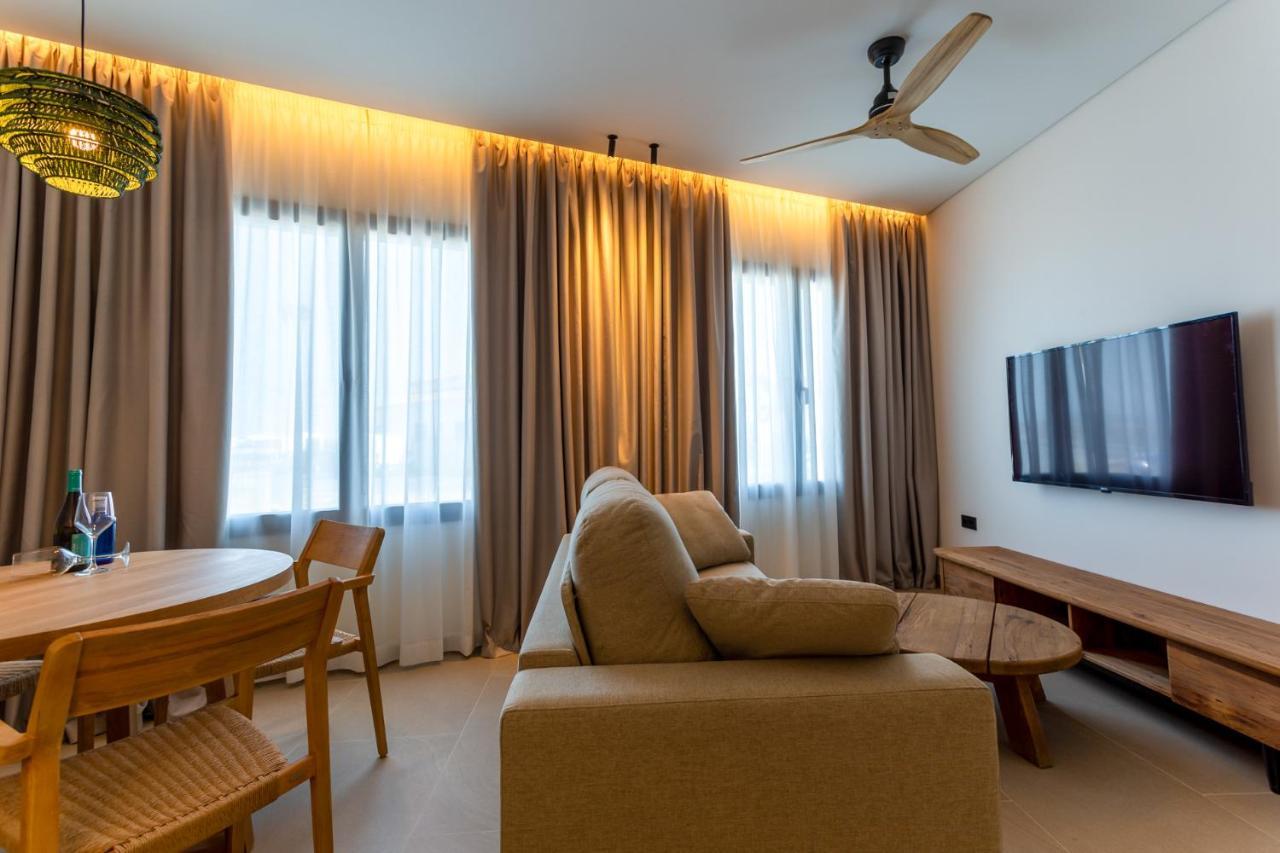 كونيل ذي لا فرونتيرا Hotel Apartamentos Hamus المظهر الخارجي الصورة