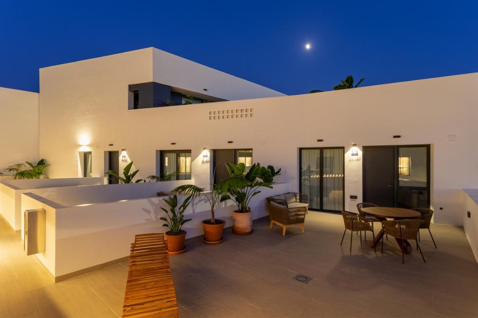 كونيل ذي لا فرونتيرا Hotel Apartamentos Hamus المظهر الخارجي الصورة
