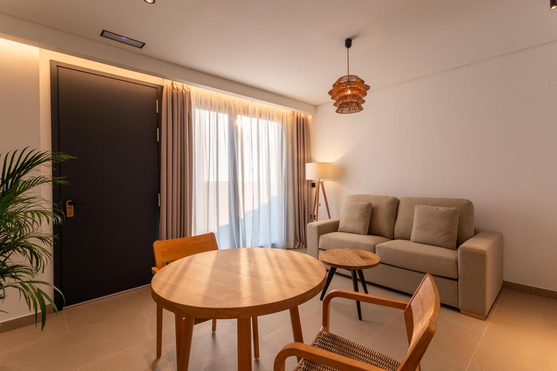 كونيل ذي لا فرونتيرا Hotel Apartamentos Hamus المظهر الخارجي الصورة