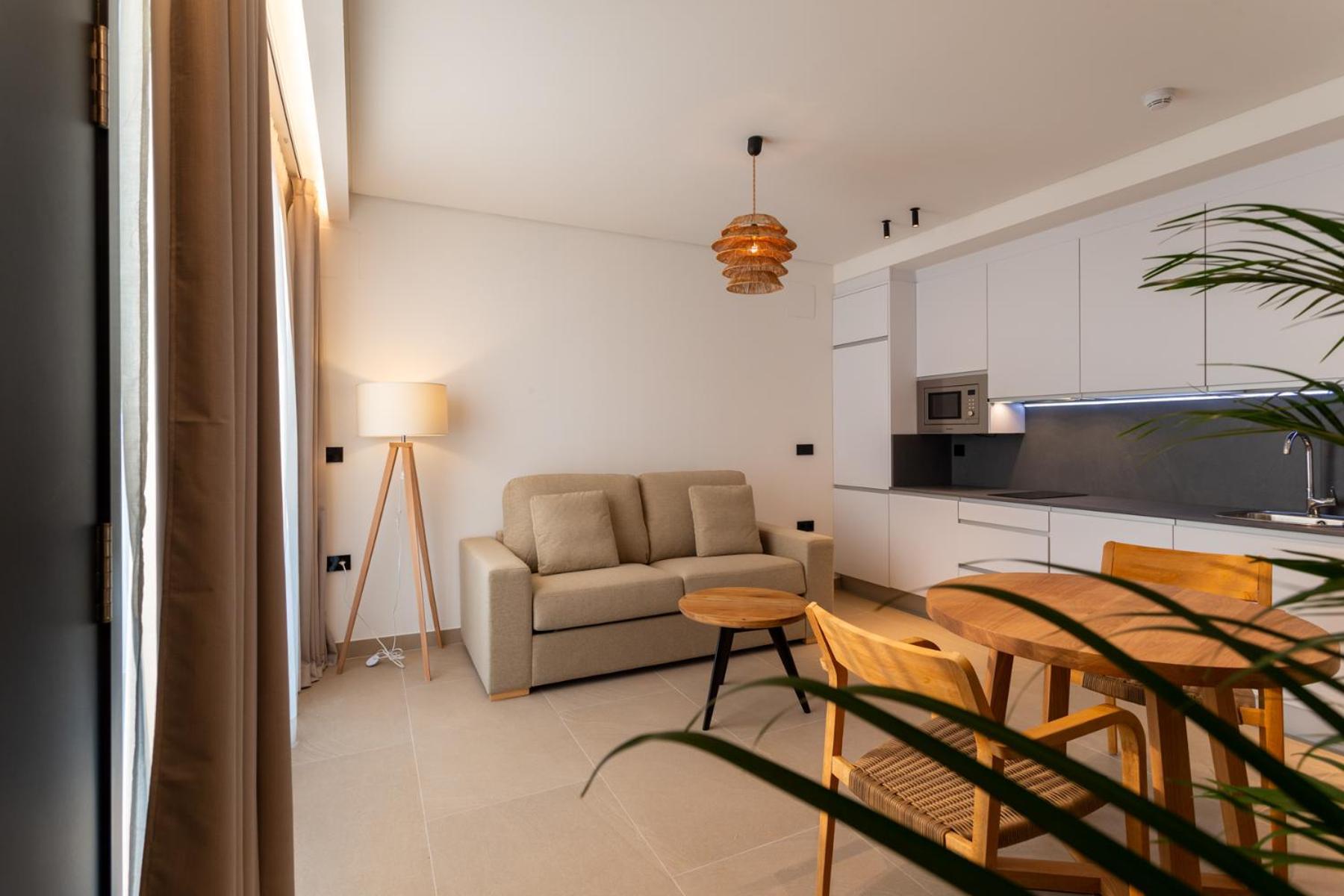 كونيل ذي لا فرونتيرا Hotel Apartamentos Hamus المظهر الخارجي الصورة