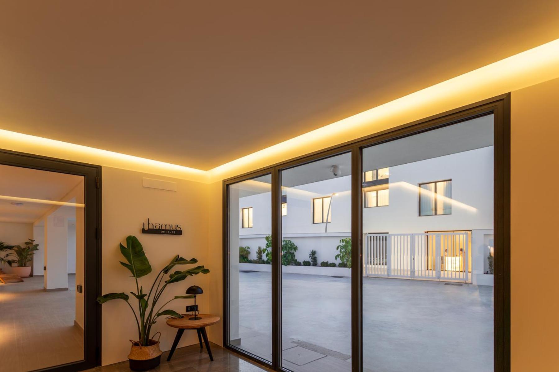 كونيل ذي لا فرونتيرا Hotel Apartamentos Hamus المظهر الخارجي الصورة